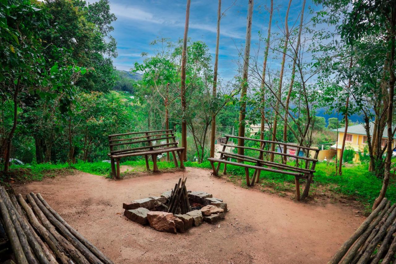 Golden Fern Resort Kanthalloor Exterior photo
