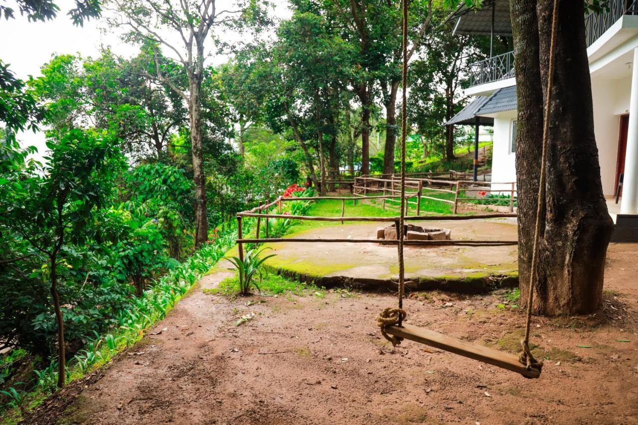 Golden Fern Resort Kanthalloor Exterior photo