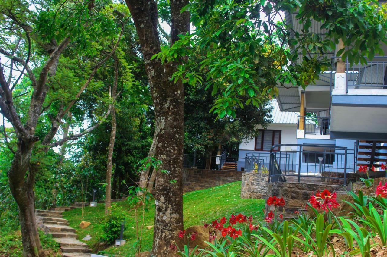 Golden Fern Resort Kanthalloor Exterior photo